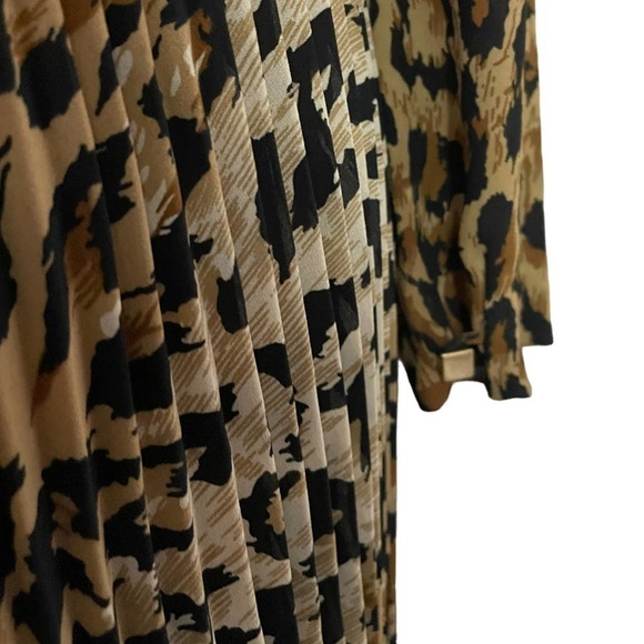 Chetta B Peter Noviello Sherrie Bloom Leopard Wrap Dress Size 6 - Picture 6 of 10